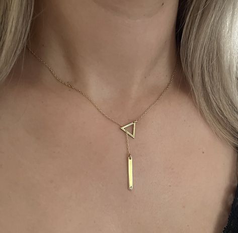 Prom Necklaces, Chain Loop, Triangle Pendant, Lariat Necklace, Chain Styles, Mother's Day Gifts, Necklace Etsy, 18k Gold, Silver Necklace