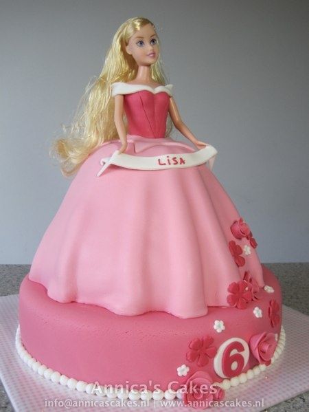 sleeping beauty doll cake Putri Aurora, Aurora Cake, Sleeping Beauty Cake, Barbie Dress Cake, Cinderella Birthday Cake, Barbie Doll Cake, Barbie Birthday Cake, Barbie Doll Cakes, Mini Torte