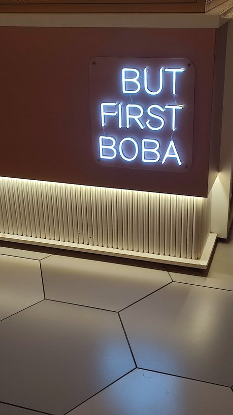 Boba Neon Sign, Aesthetic Boba Shop Interior, Bubble Tea Cafe Design, Boba Store Aesthetic, Boba Cafe Aesthetic, Boba Tea Shop Aesthetic, Bubble Tea Interior Design, Boba Cafe Interior, Boba Shop Exterior