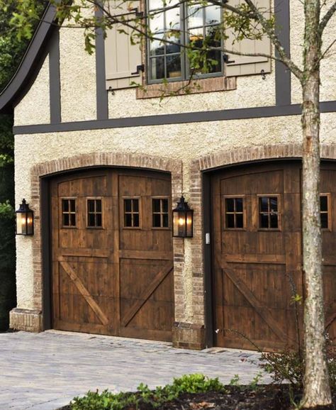 Green Home Exterior, Carriage Style Garage, Carriage Style Garage Doors, Garage Door House, Carriage Garage Doors, Garage Door Decor, Garage Door Types, Garage Door Styles, Wood Garage Doors