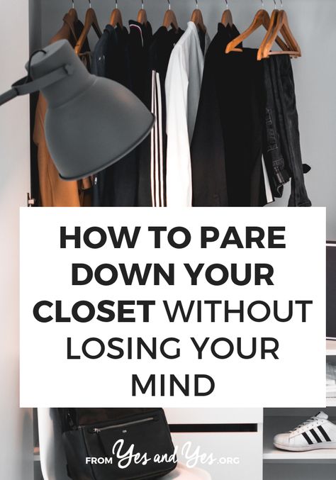 Want to pare down your closet but not sure where to start? Are you painfully aware that you don't wear 70% of what you own? Click through for one stylist's tips for decluttering your closet! How To Fix Your Wardrobe, How To Pare Down Your Wardrobe, Tips For Decluttering, Wardrobe Revamp, Minimalist Organization, Closet Cleaning, Declutter Closet, Losing Your Mind, Minimalist Closet