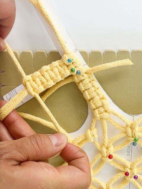 Macrame Sandals, Make Shoes, How To Make Shoes, Macrame, I Can, Sandals, Crochet, Pattern, Pins