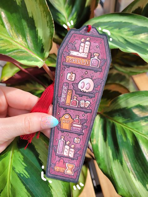 Bookish Doodles, Halloween Bookmark Ideas, Witch Library, Bookmark Design Ideas, Scary Bookmark Ideas, Page Tracker, Halloween Book Marks, Coffin Bookmark, Witchy Bookmarks