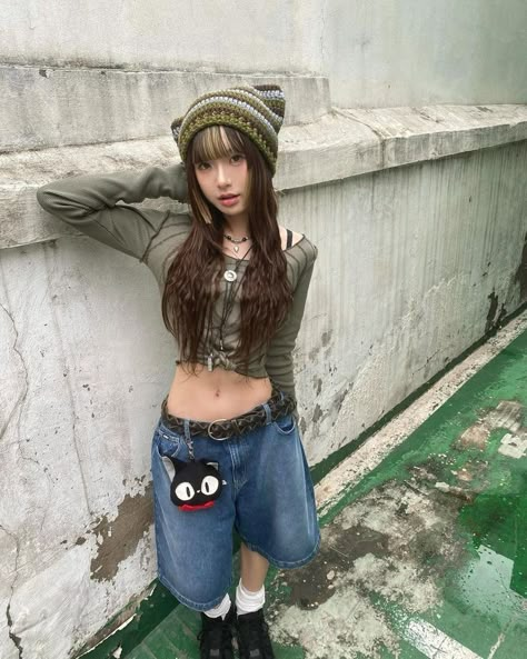 2000s Japanese Fashion, Minga London, 사진 촬영 포즈, Cool Fits, Swaggy Outfits, Pics Art, Y2k Grunge, Cute Fits, Casual Style Outfits