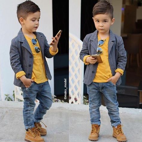 Comfortable Stylish Outfits, Boys Dressing Style, Stylish Boy Clothes, Boy Styles, Kids Wear Boys, Baby Boy Haircuts, Kids Dress Boys, Fashionable Kids