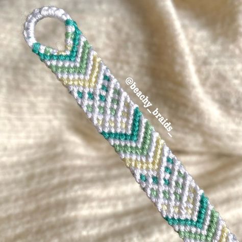 Boho Thread Bracelets, Bracelet Patterns With 3 Colors, Preppy Bracelet Patterns, Bracelet Book Pattern Friendship, Thick Bracelet Patterns, Chevron Bracelet Pattern, Friend Ship Bracelets Patterns, Summer Bracelet Patterns, Thread Bracelets Patterns