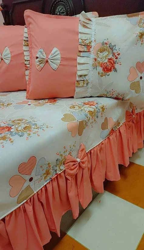 Sewing Pillows Ideas, Draps Design, Hair Bows Diy Ribbon, Bed Cover Design, Designer Bed Sheets, Latest Blouse Designs Pattern, Sewing Easy Diy, Wall Painting Decor, Stylish Pillows