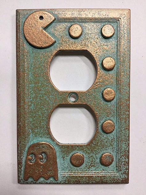 Sci Fi Room Decor, Star Wars Light Switch Cover, Trippy Bathroom, Star Wars Light Switch, Nintendo Room, Light Switch Covers Diy, Wall Outlet Covers, Star Wars Light, Aged Copper