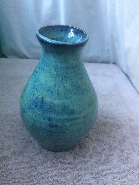 Ceramic vase glazed with 3x thick of amaco textured turquoise over 1x of amaco blue midnight Textured Turquoise Over Blue Midnight, Cool Glazing Techniques Ceramic Art, Amaco Textured Turquoise Combinations, Blue Midnight Glaze Combinations, Turquoise Glaze Combinations, Textured Turquoise Glaze Combinations, Amaco Blue Midnight, Amaco Textured Turquoise, Textured Turquoise Glaze