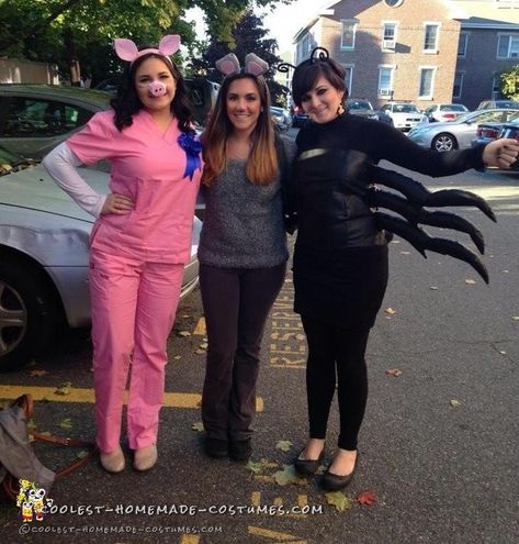 Coolest+Charlotte’s+Web+Girl+Group+Costume Charlottes Web Group Costume, Charlotte’s Web Costume Diy, Charlotte Web Costume, Homemade Couples Costumes, Mermaid Costume Women, Homemade Mermaid Costumes, Girl Group Costumes, Character Dress Up, Girl Group Costume