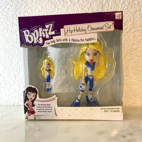 Bratz Y2K Christmas Ornament Sealed Set Cloe Blonde Gift NWT NEW Nostalgia Bratz Christmas, Y2k Christmas, Bratz Y2k, Y2k Vibes, Y2k Aesthetic, Dreams Come True, Ornament Set, Holiday Fashion, Holiday Ornaments