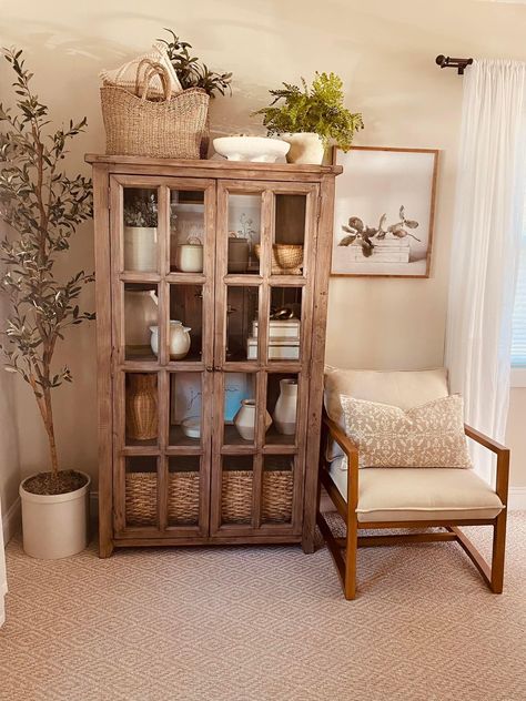 Boho China Cabinet, Basement Living Rooms, Ethnic Home Decor, Dream Rooms, Modern Boho, Sitting Room, China Cabinet, Home Deco, Nook