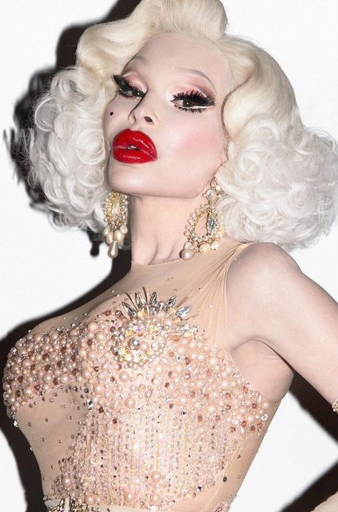 Amanda Lepore 90s, Makeup Moodboard, Warhol Flowers, Corset Aesthetic, Andy Warhol Flowers, Queer History, Addams Family Values, Amanda Lepore, History Icon