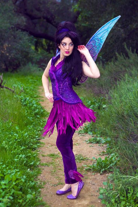 Cassie Wanda [as Vidia] (Cosplay by Glimmerwood @Facebook) #TinkerBell #RatherBe #SweaterWeather #WhoIAm Pixie Hollow Cosplay, Fast Flying Fairy, Vidia Costume, Vidia Tinkerbell, Mark Morrison, Tinkerbell Cosplay, Cosplay Fairy, Tinkerbell Costume, Flying Fairy