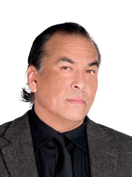 Eric Schweig wiki, affair, married, Wife, Divorce, Masks, with age, height, Carving, Acting, Movies, Net worth, Salary, Career, Facts, Bio Eric Schweig, The Last Of The Mohicans, Last Of The Mohicans, Native American Actors, Native American Horses, Native American Images, Native American Men, Daniel Day, Disney Wiki