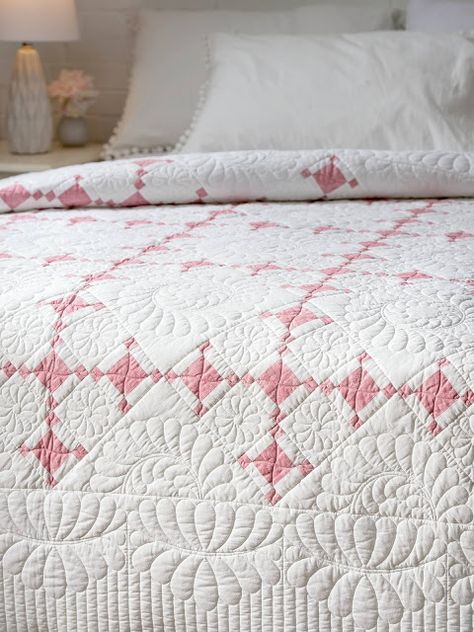 Quilting Digest, Two Color Quilts, Red And White Quilts, Nine Patch Quilt, Straight Line Quilting, Quilt Square Patterns, Quilt Magazine, Pink Quilts, Quilting Studio