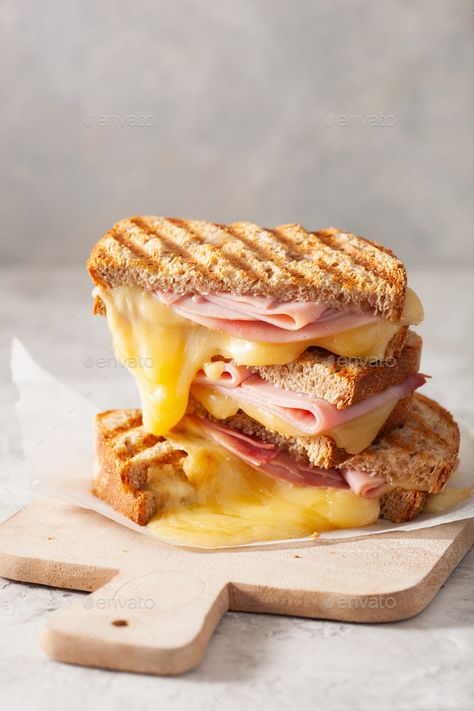 Grilled Ham And Cheese Sandwich, Hot Ham And Cheese, Ham And Cheese Toastie, Cheese Toasties, Grilled Ham And Cheese, Grilled Ham, Best Grilled Cheese, Ham Sandwiches, Ham And Cheese Sandwich