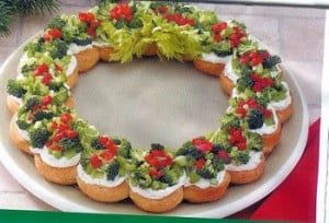 Veggie Wreath, Festive Appetizers, Christmas Recipes Appetizers, Veggie Pizza, Christmas Foods, Snacks Für Party, Holiday Appetizers, Christmas Party Food, Christmas Cooking