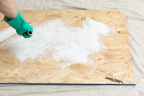 How To Paint Osb Board, How To Cover Osb Board, Osb Kitchen Ideas, Paint Osb Walls, Chip Board Walls, Osb Board Walls, Painting Osb Walls Ideas, Osb Walls Ideas, Stair Landing Ideas