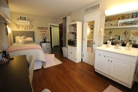 Traditional Double Room Double Dorm Room Aesthetic, Idol Dorm Room, Granville Towers Unc, Unc Dorm, Granville Towers, Harvard Dorm, College Rooms, School Dr, Dorm Room Styles