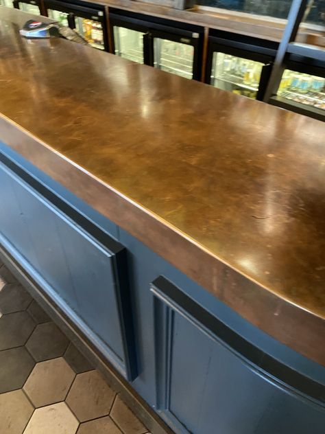 Copper bar yes Bartop Ideas, Copper Bar Top, Wine Credenza, Barn Bar, Copper Counter, Bar Ceiling, Bar Tops, Bar Ceilings, Copper Bar