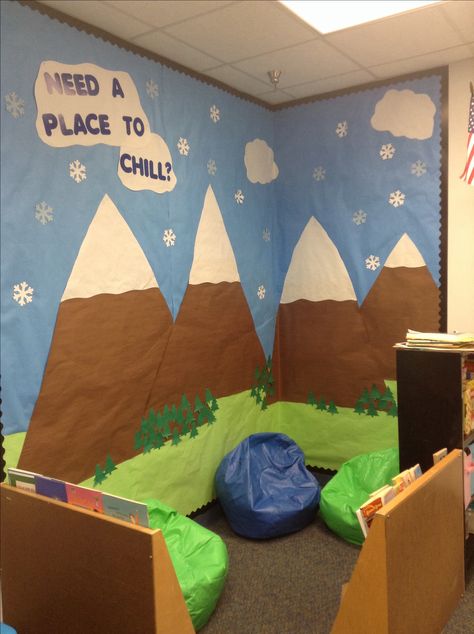 Need a place to chill? Calm down corner for elementary school counselors, School Nurture Room Ideas, Sensory Room Ideas Schools Calm Down, Safe Place Classroom, Nurture Room Ideas, Nurture Room, Counseling Room, School Counseling Office, Calming Room, School Counselor Office