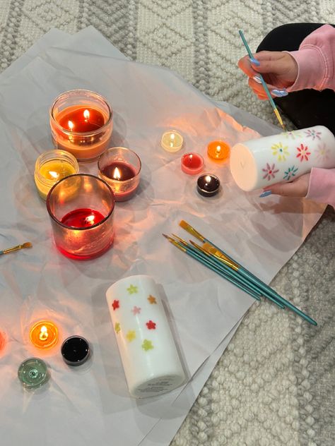 Candle Decorating Party, Painting Candles Diy, Sorority Activities, Bachelorette Crafts, Summer Travel Aesthetic, Candle Painting, Cottagecore Nature, Candle Diy, Dinner Party Decorations