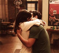 Most Romantic Kiss, Romantic Kiss Gif, Nick And Jess, Perfect Kiss, Cute Kiss, Romantic Couple Kissing, Kiss Pictures, Romantic Kiss, Love Scenes