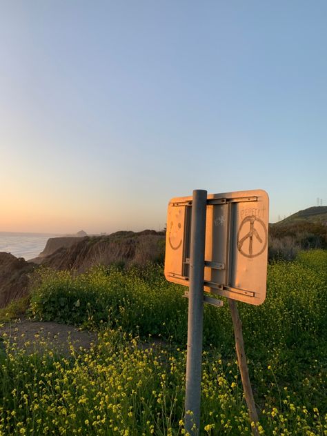 Trails surf spot, San Clemente, southern califoenia, summer aesthetic San Clemente Aesthetic, So Cal Aesthetic, Taylor Sloane, Northern California Aesthetic, Southern California Aesthetic, Socal Aesthetic, California Spring Break, Cali Summer, San Clemente California