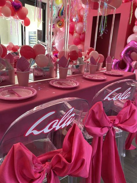 Barbie Parties, Italy Birthday, Barbie Birthday Party Ideas, Barbie Party Decorations, Birthday Barbie, Birthday 21st, Barbie Theme Party, Birthday Venues, Barbie Bridal