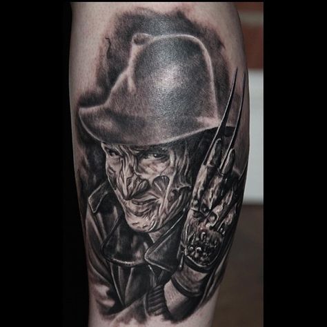 Freddie Tattoo, Freddy Tattoo, Horror Movie Tattoos, Skin Tattoo, Movie Tattoos, Leg Sleeve Tattoo, Horror Tattoo, Leg Sleeves, Tattoo Stencils