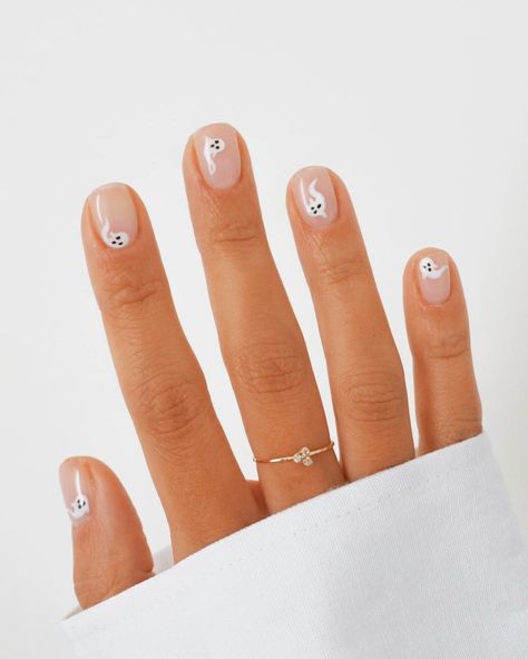 Nails Clear With Design, Subtle Ghost Nails, Ghost Toenail Design, French Manicure With Ghost, Halloween Nails Short Natural, French Ghost Nails, Short Rounded Square Acrylic Nails, Little Ghost Nails, Fall Easy Nails