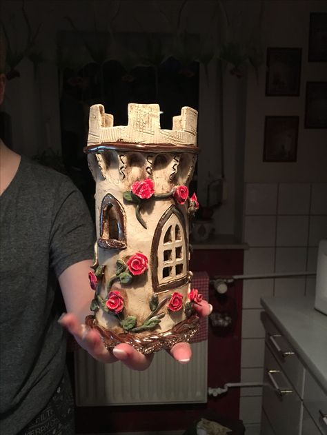 Ceramic Houses Ideas, Pottery Architecture, Pottery Castle, Ceramic Castle, Clay Fairy House, Ceramic Lantern, Pottery Houses, Sculpture Art Clay, Ceramic Texture