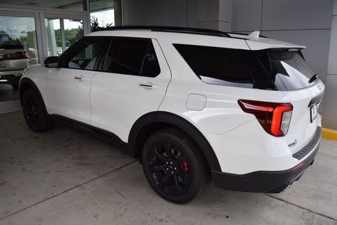 Ford Explorer White, White Ford Explorer, Ford Explorer Interior, Ford Explorer St, Explorer St, 2020 Ford Explorer, Sister Room, Audi Q8, Ultimate Garage