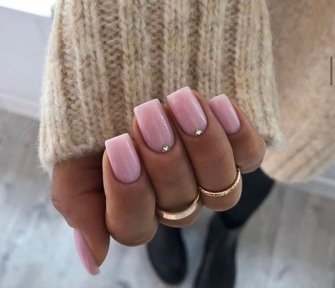 Pale Nails, Romantic Nails, Manicure Gel, Swarovski Nails, Minimal Nails, Work Nails, Blush Nails, Classy Acrylic Nails, Classic Nails