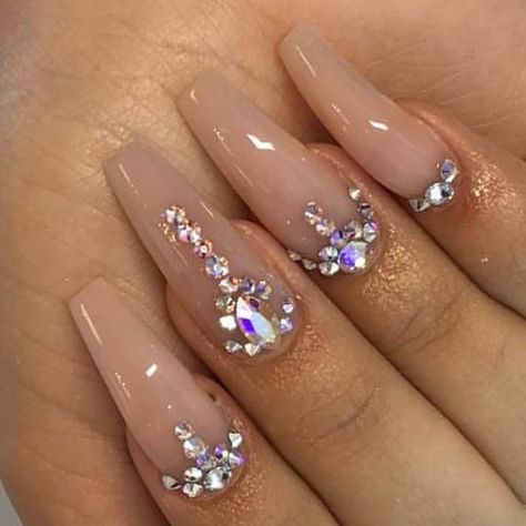 Gem Design On Nails, Crystals On Nails Rhinestones, Nail Idea With Rhinestones, Acrylic Rhinestone Designs, Nails Acrylic Coffin Gems, Nails Diamonds Design, Nail Gems Designs Rhinestones, Nail Diamond Design Rhinestones, Gem Designs On Nails Rhinestones