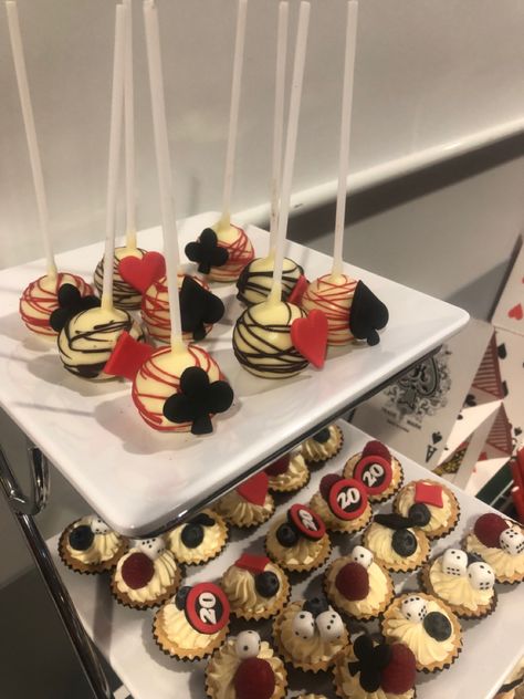 Casino Themed Dessert Table, Las Vegas Table Decorations, Casino Theme Party Food Vegas Style, Casino Theme Treats, Viva Las Vegas Party Theme, Casino Dessert Table, Las Vegas Birthday Theme, Vegas Casino Party, Las Vegas Themed Party