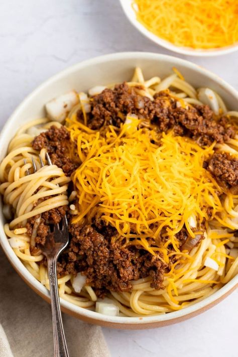 Skyline Cincinnati Chili (Copycat Recipe) - Insanely Good Copycat Skyline Chili Recipe, Skyline Chili Recipe, Cincinnati Chili Recipe, Skyline Chili, Cincinnati Chili, Ground Beef Chili, Slow Cooker Chili Recipe, Mediterranean Spices, Chili Recipe Turkey