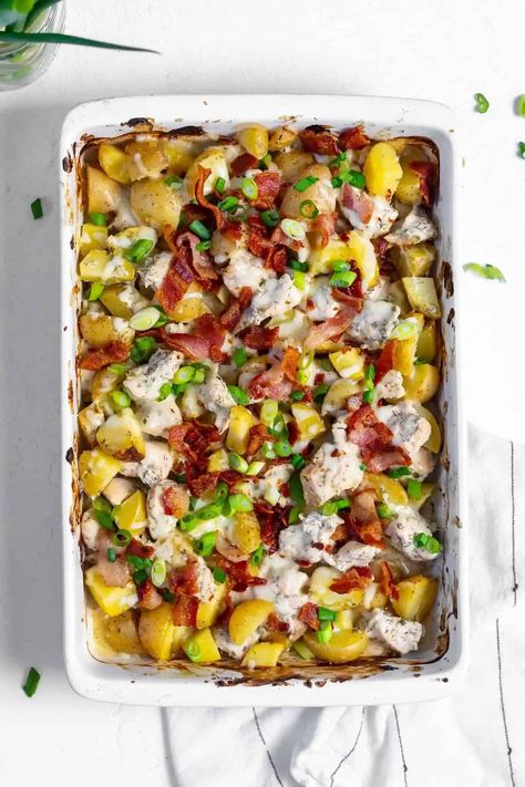 Loaded Potato Casserole - Oh Snap Macros Easy High Protein Dinner, Oh Snap Macros, High Protein Dinner Recipes, Loaded Potato Casserole, Teriyaki Chicken Casserole, High Protein Recipes Dinner, Protein Dinner Recipes, Loaded Baked Potato Casserole, Chicken Pot Pie Casserole