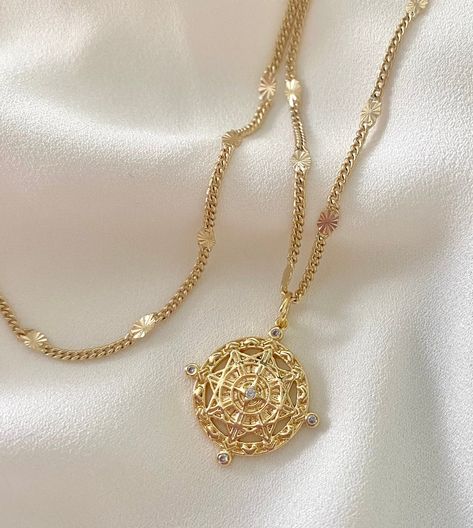 Gold Filled North Star Compass Medallion Necklace Pretty Crowns, Compass Jewelry, Gold Medallion Necklace, Gold Coin Necklace, Small Necklace, Stacked Necklaces, Compass Necklace, Gold Medallion, Outfit Design