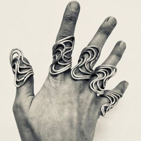 Drawing Series, Andy Goldsworthy, Avant Garde Jewelry, Extraordinary Jewelry, Sculptural Jewelry, 3d Printed Jewelry, Organic Jewelry, Art Jewelry Contemporary, Ring Hand