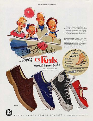 All America Loves U.S. Keds by Mid-Century Press, via Flickr Keds Shoes Outfit, 1950 Shoes, Vintage Clothes Patterns, 1940s Shoes, Vintage Kids Clothes, Shoes Pattern, Vintage Blog, Retro Advertising, Retro Ads