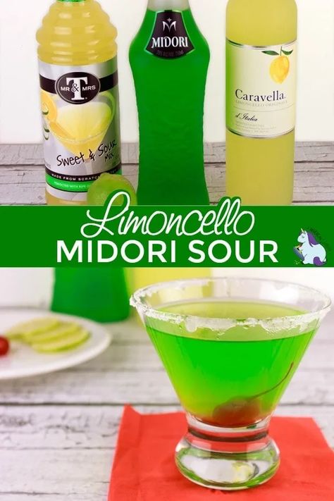 Limoncello Midori Sour Mixed Drink Recipe #cocktails #mixeddrinks #greendrinks #drinks #midori #limoncello Midori Sour Recipe, Sweet Mixed Drinks, Midori Drinks, Midori Cocktails, Green Cocktails, Midori Sour, Sweet Videos, Sour Drink, Irish Drinks