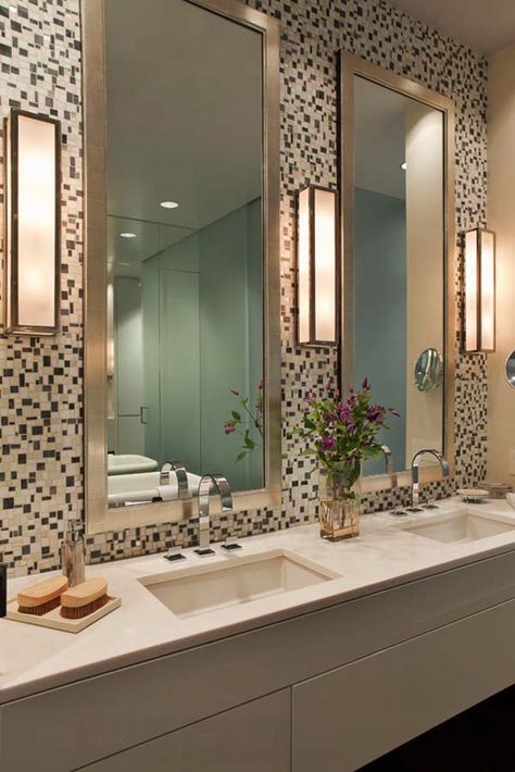 How proper lighting can transform your bathroom Bathroom Lighting Design, Gorgeous Bathroom, Contemporary Bathrooms, Bathroom Light Fixtures, Bathroom Renos, Bath Remodel, Ideas Pictures, Contemporary Bathroom, Kids' Bathroom