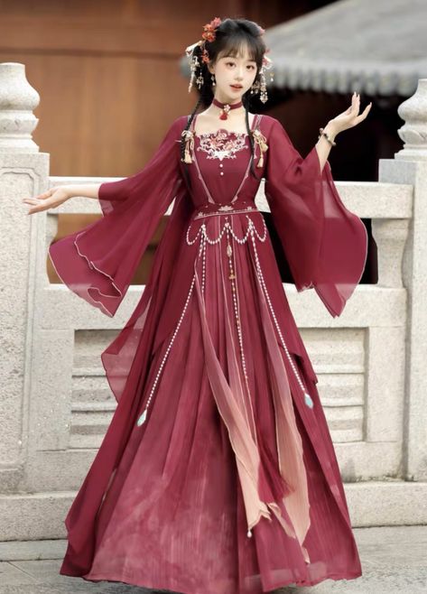 Tradional Chinese Dress, Ancient Chinese Fantasy Clothing, Chinese Empress Dress, The Empress Of China Dresses, Chinese Princess Dress, Chinese Hanfu Dress Red, Chinese Fancy Dress, Traditional Asian Dress, Royal Chinese Traditional Dress Hanfu