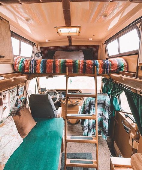 The raised bed over the drivers seat maximises space which is fantastic, also love the idea of inside seating for cold/rainy days or when I don’t want to set up outdoor seating. Interior Boho, Bus Living, Kombi Home, Bus House, Van Ideas, Van Life Diy, Campervan Interior, Camper Makeover, Dekorasi Kamar Tidur