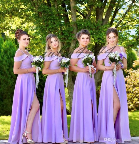 Supernatural Wedding, Wedding Spaghetti, Purple Wedding Dress Bridesmaid, Bridesmaid Dresses Light, Vestido Color Lila, Light Purple Bridesmaid Dresses, Light Purple Wedding, Beach Wedding Bridesmaid Dresses, Lilac Bridesmaid