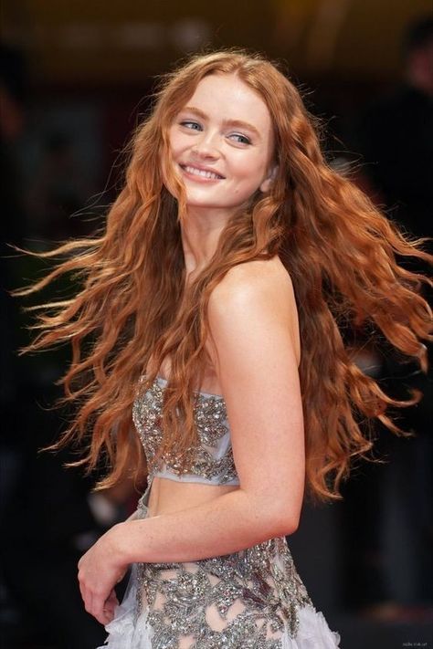 Actrices Hollywood, Sadie Sink, Blue Bloods, Ginger Hair, Fav Celebs, Serie Tv, American Actress, Redheads, Celebrity Crush