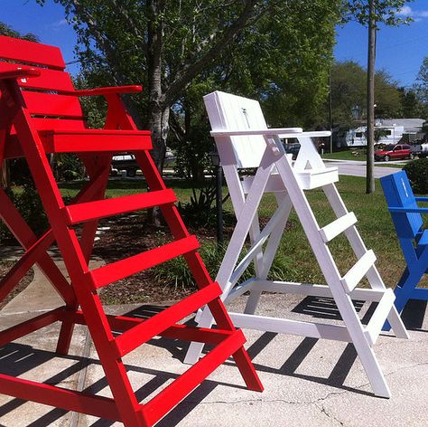 Coffee Signs Diy, Custom Outdoor Furniture, Lifeguard Stand, Diy Tools Homemade, Lifeguard Chair, Earthy Home Decor, Island Villa, Modern Small House Design, Jacksonville Beach