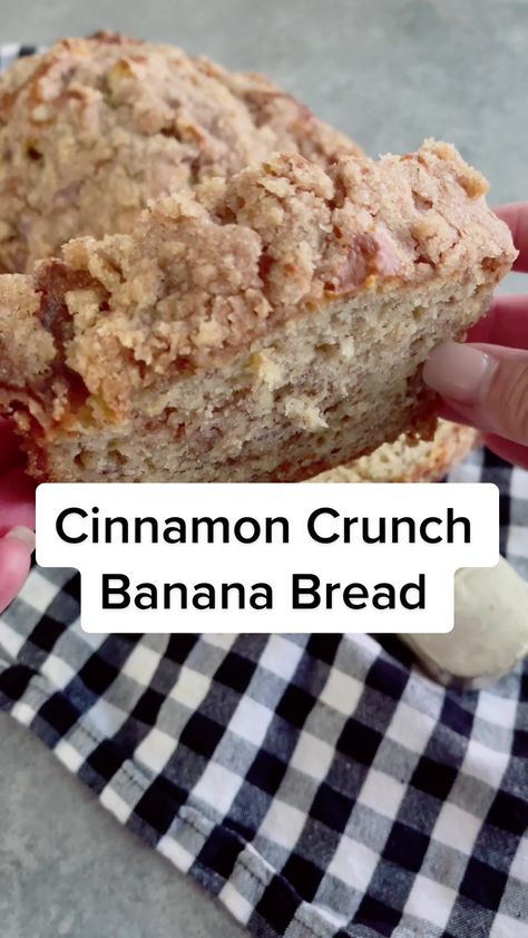 Cinnamon Banana Bread Recipe, Cinnamon Crunch Banana Bread, Perfect Banana Bread, Banana Pecan Bread, Coconut Banana Bread, Chocolate Chip Banana Bread Recipe, Cinnamon Banana Bread, Banana Bread Loaf, Zucchini Banana Bread